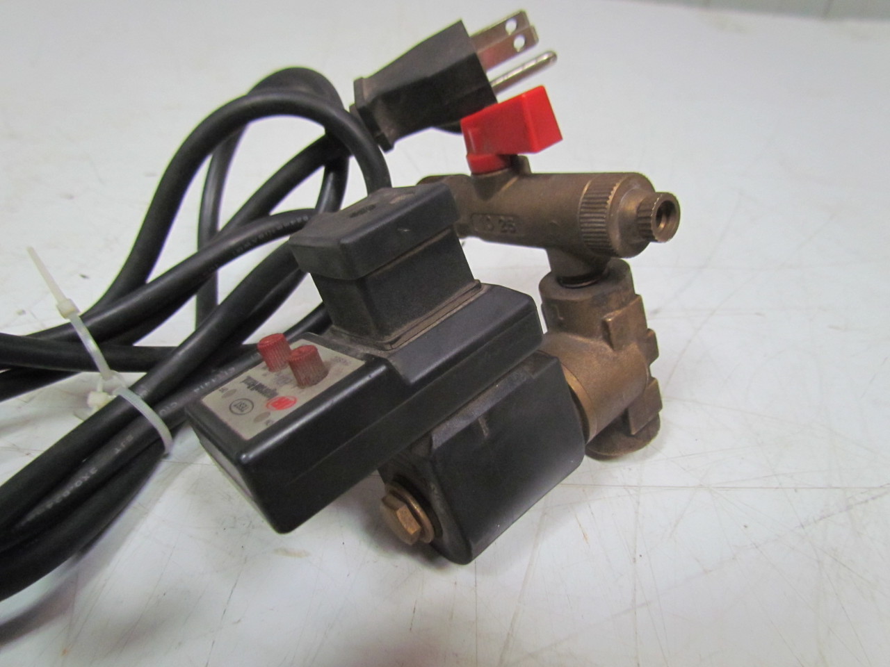 Ingersoll Rand EDV Electronic Drain Valve for Condensate Management 1/4