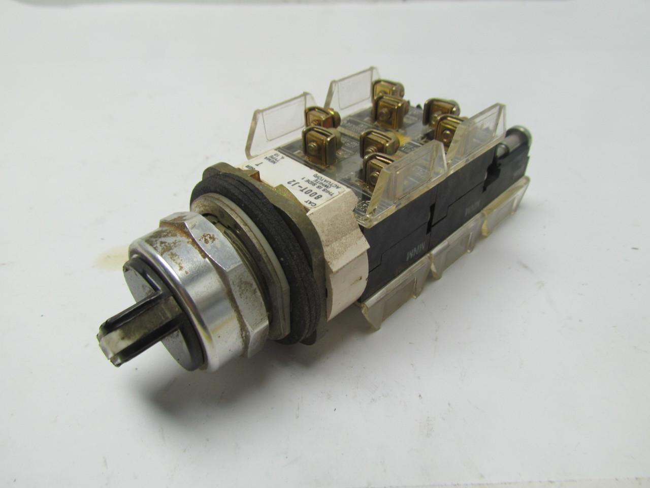 Allen Bradley 800TJ2 3 Pos. Selector switch maintained w/4 800TXA&(1