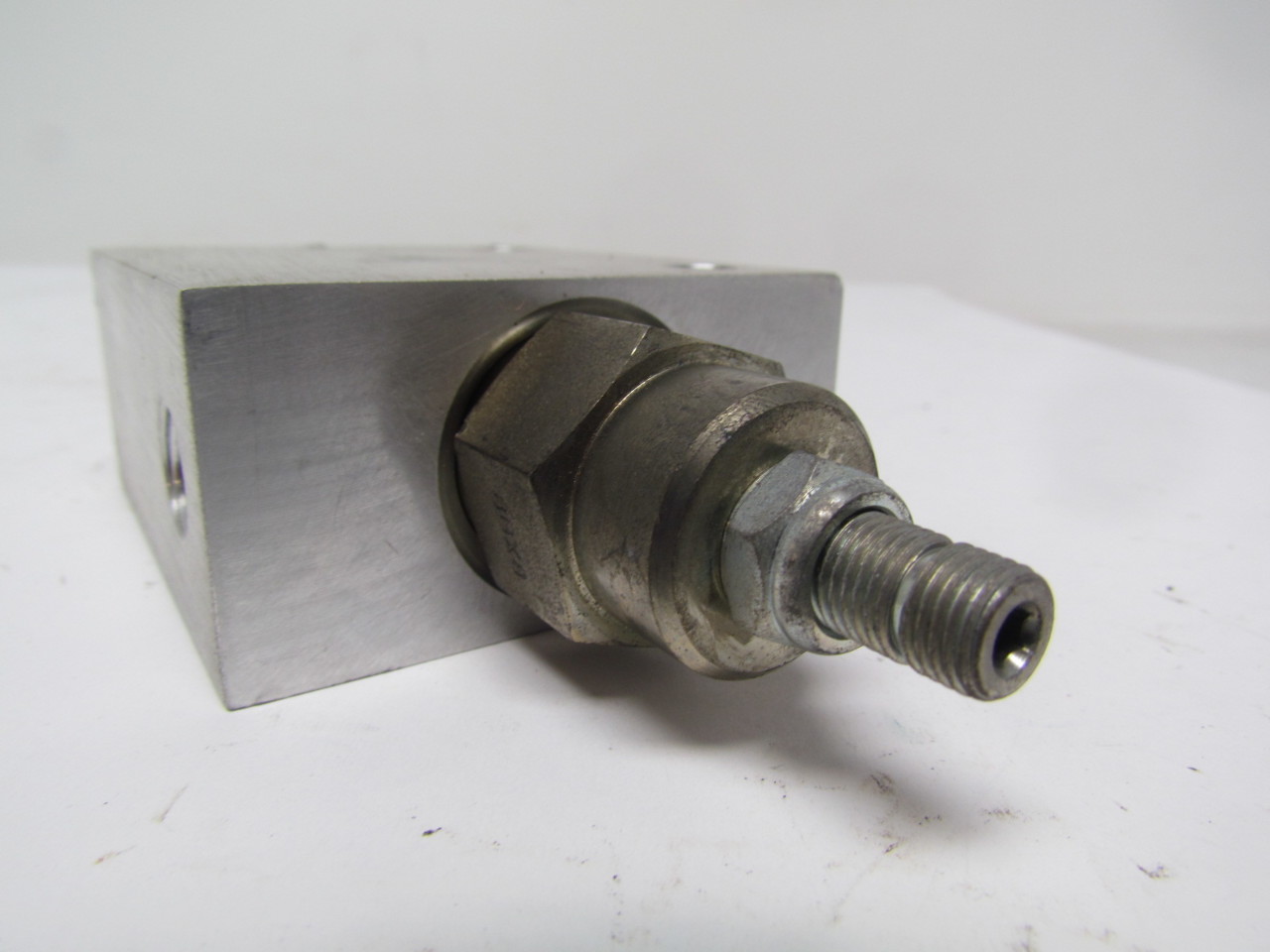 Sun Hydraulics BCD Manifold w/CKEBLBV Pilottoopen check valve eBay