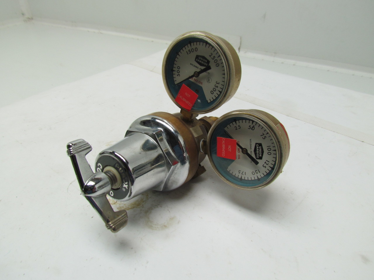 Purox Union Carbide CGA 580 Compressed Gas Regulator w/gauges type R