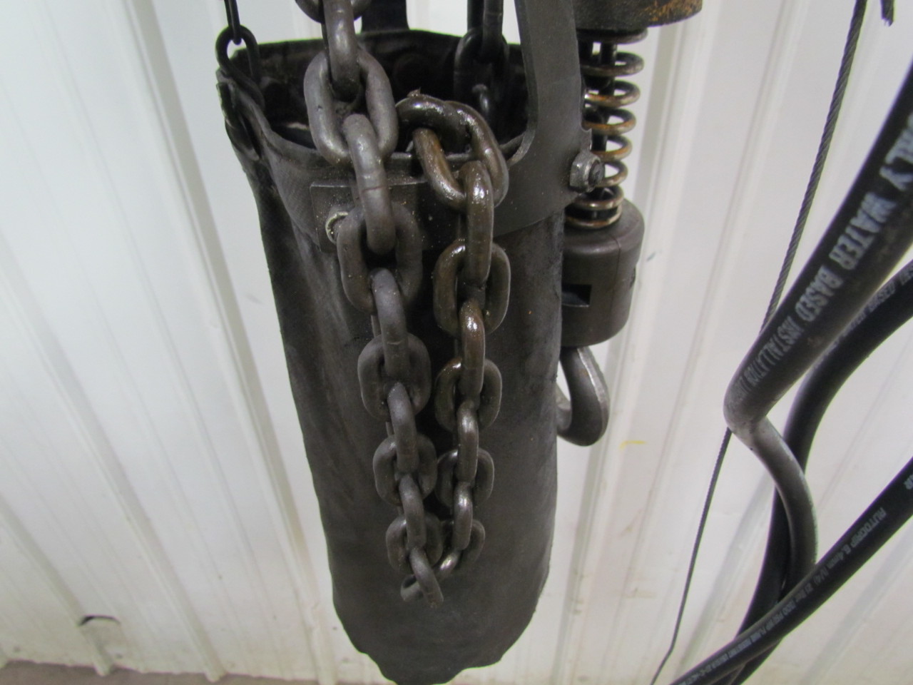 Ingersoll Rand 1/2 Ton Air Pneumatic Chain Hoist 25'Lift Pendant