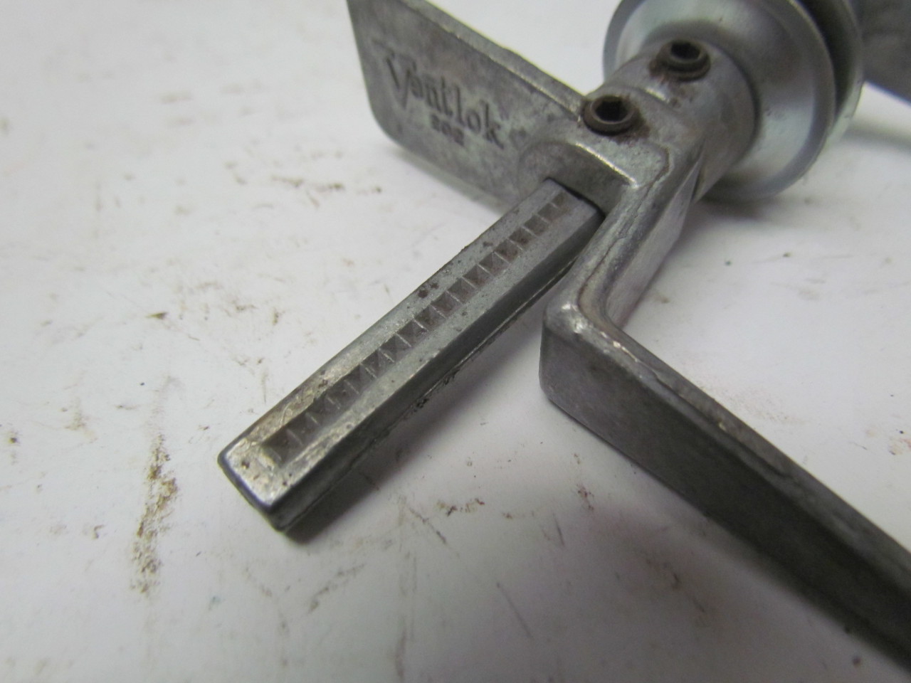 Ventlok 202 Plain Steel latch assy 33/4" Handle 41/4" Latch Lot of 2