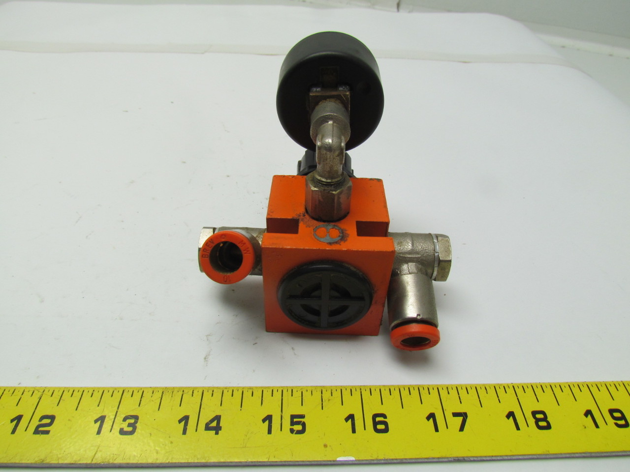 Push Lock 08Bar Air Pneumatic Pressure Regulator 10mm Push Lok Fitting