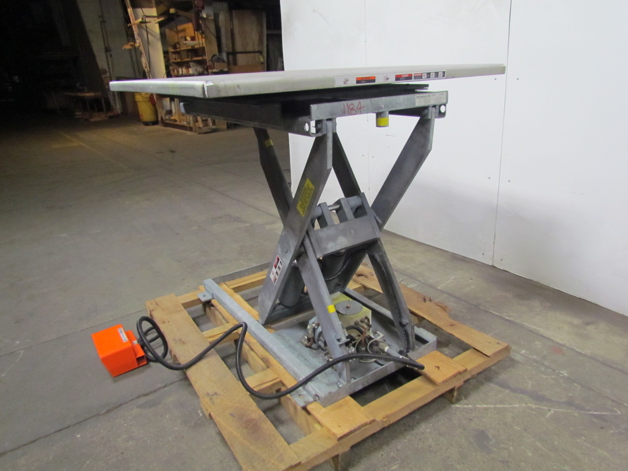 American lifts T36044 4000Lb Cap. Scissor lift table 4'x4' SS Top Galv