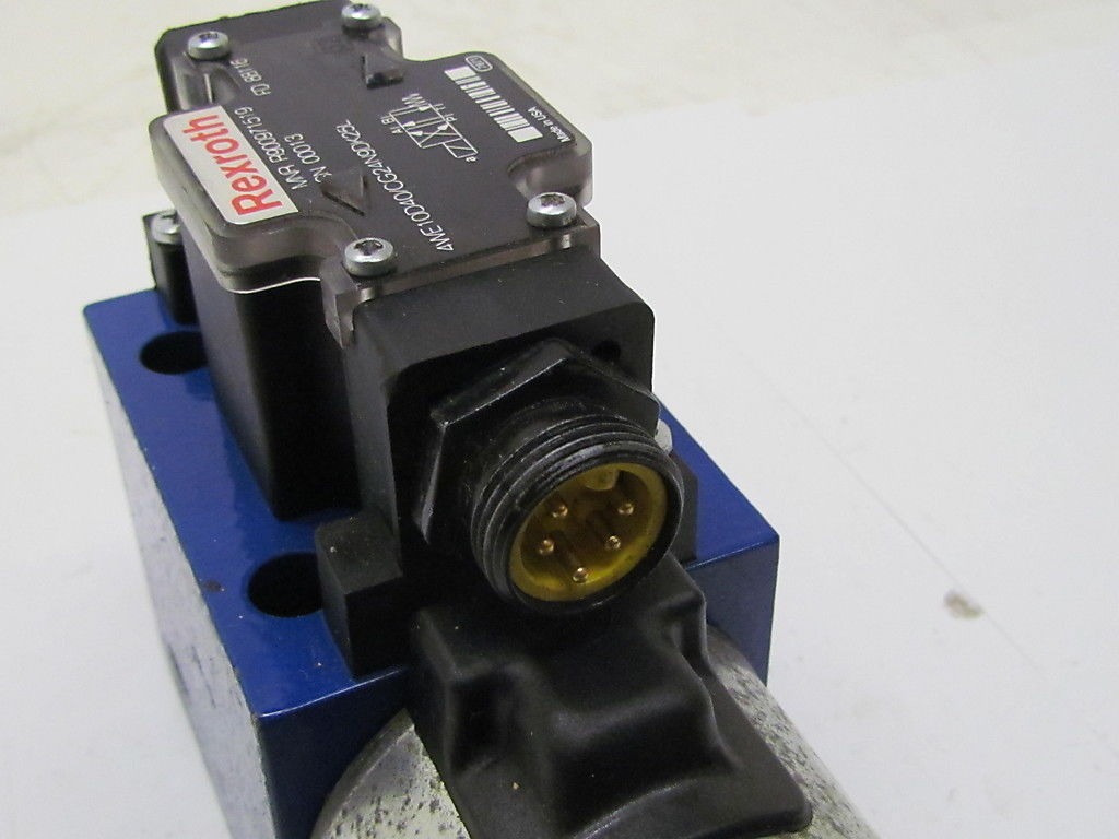 Bosch Rexroth 4WE10D40/CG24N9DK25L 24VDC Solenoid Valve