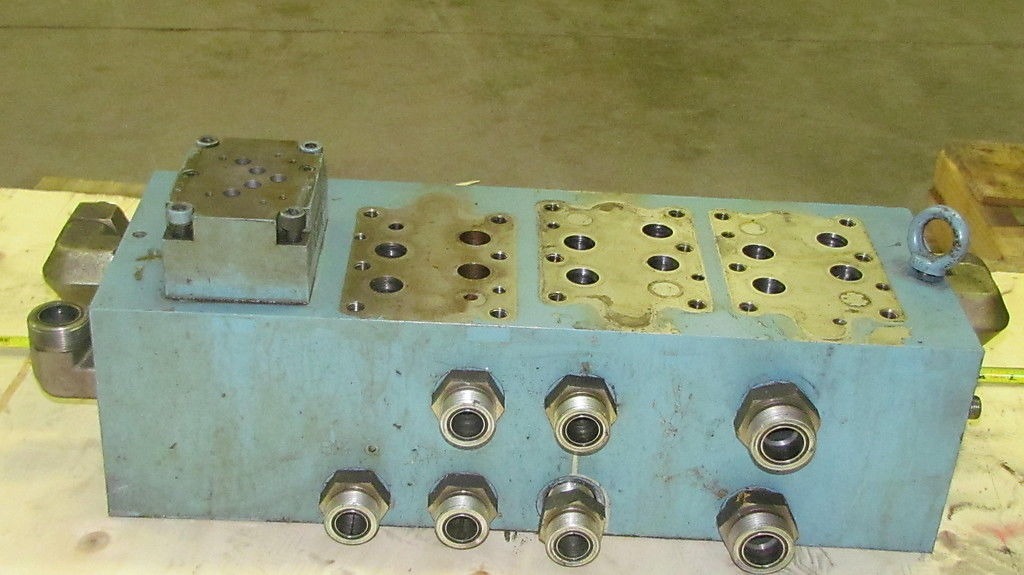 Eaton Sperry Vickers 3011935+ Hydraulic Valve Manifold 6 1/2 x 8 x 22" eBay