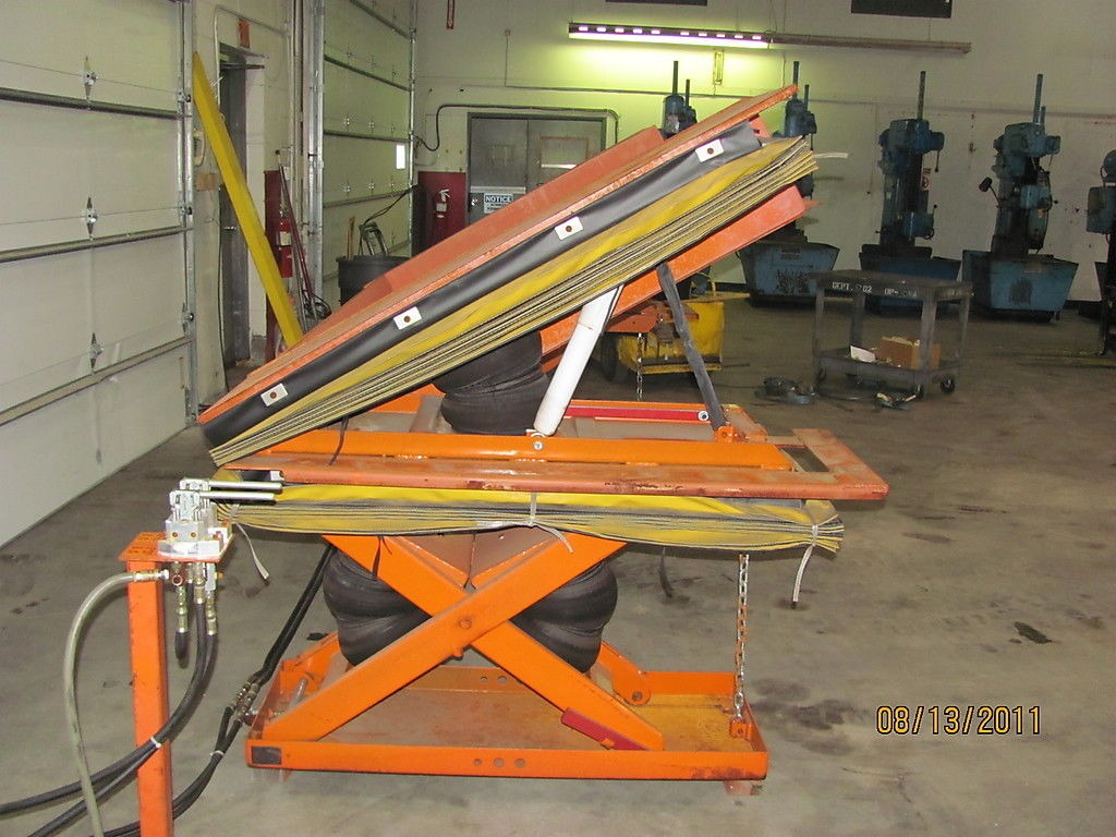 Knight Industries Side Load 4000lb 2 Ton Capacity Air Pneumatic Lift