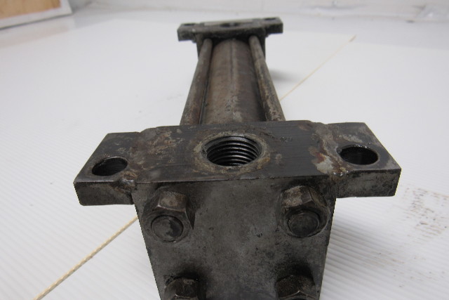 thumbnail image 2 of Magister Hydraulics Double-Action Tie Rod Cylinder - 2" Bore, 6" Stroke, 2500 PSI, Made In Ukraine 2 of 14