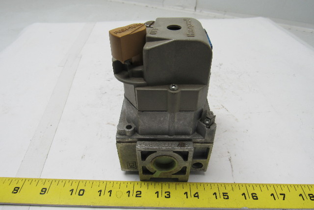 Honeywell VR8205S2437 Furnace Gas Valve – EF32CB192 – Used, Fully Functional