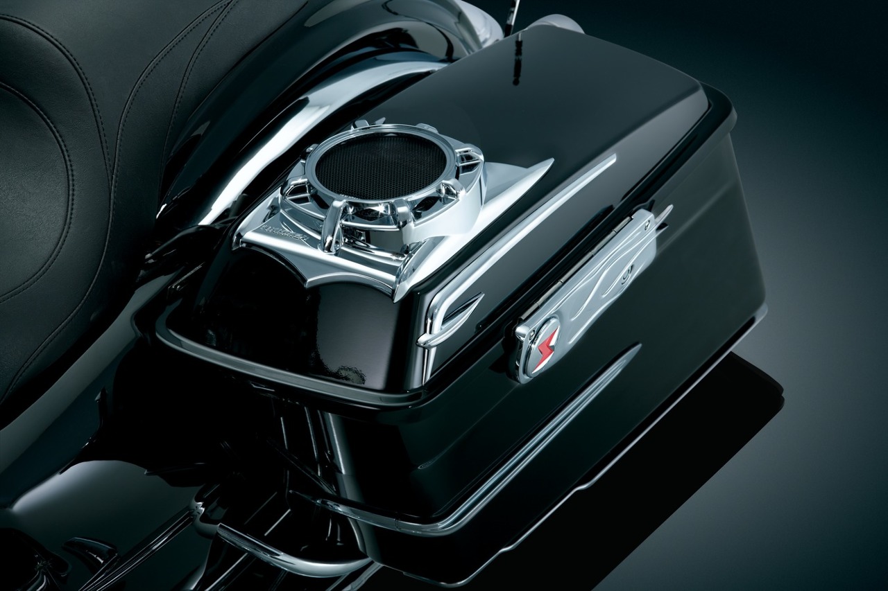 Kuryakyn Chrome Rear Saddlebag Lid Speaker Pods 0613 Harley Bagger