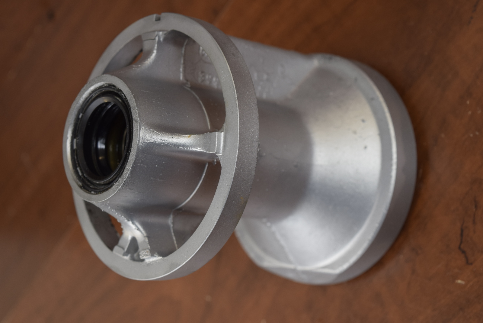 Mercury Bearing Carrier 816954C without Bearings eBay