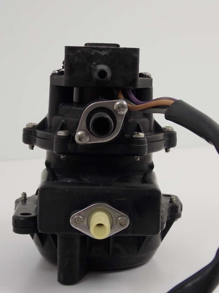 REBUILT Johnson Evinrude 4 Wires VRO Pump 50300 19972006 438400 /