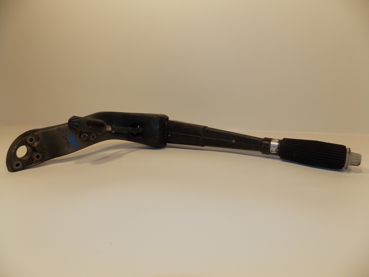 Mercury Steering Tiller Handle & Bracket 60850A4 67868A2 19721978 4 4.