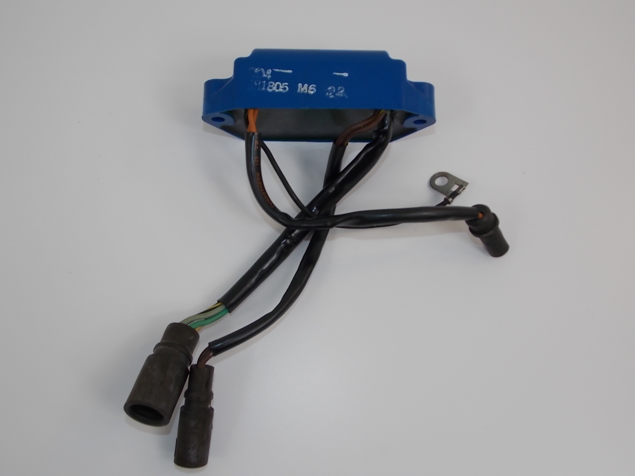 Johnson Evinrude Power Pack 581805 582125 582454 19781984 85 90 100