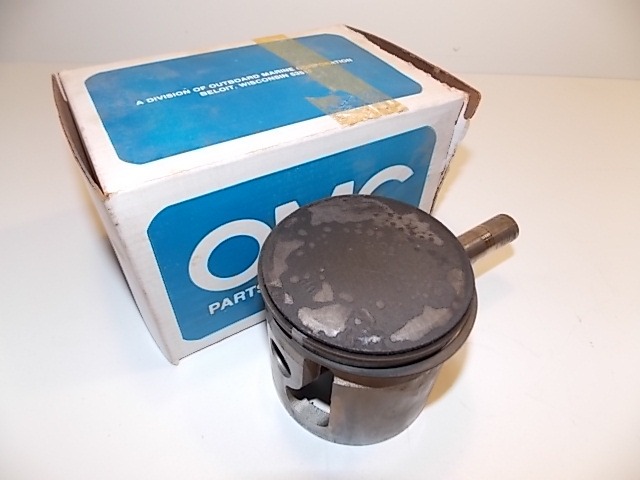 OMC Piston and Wrist Piston Std. 386094 1973-1975 50 HP 17764