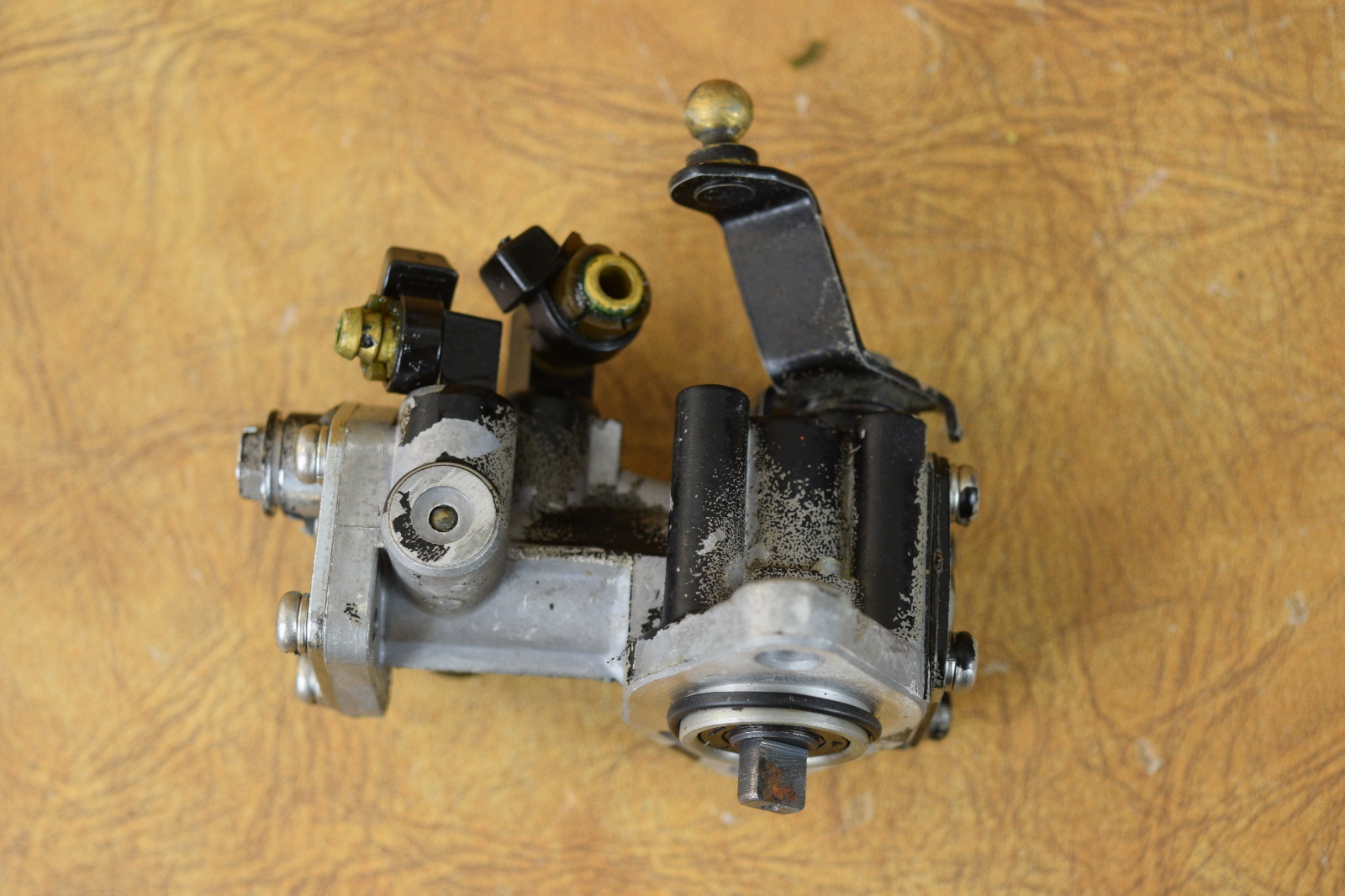 Mercury Oil Injection Pump 42959A1 19881993 70 75 80 90 HP