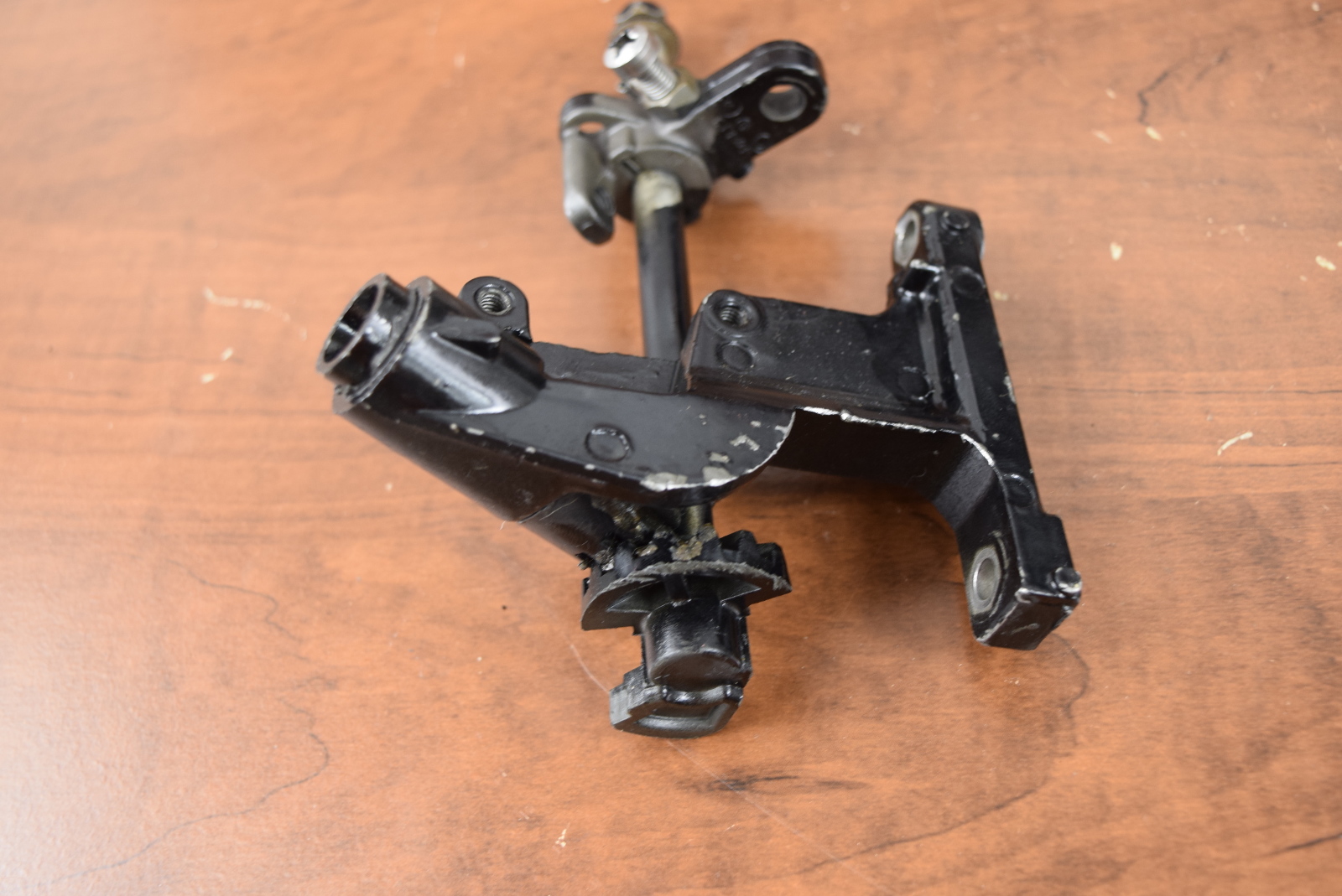 Mercury Throttle Control Housing 48662 76357 19701977 20 HP