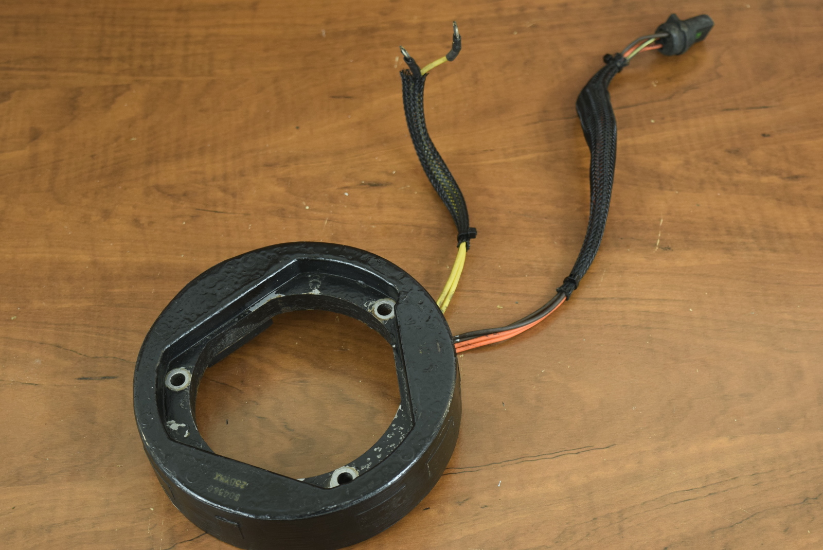 TESTED!! Johnson Evinrude Stator Assembly 19922005 584560 40 50 60 65