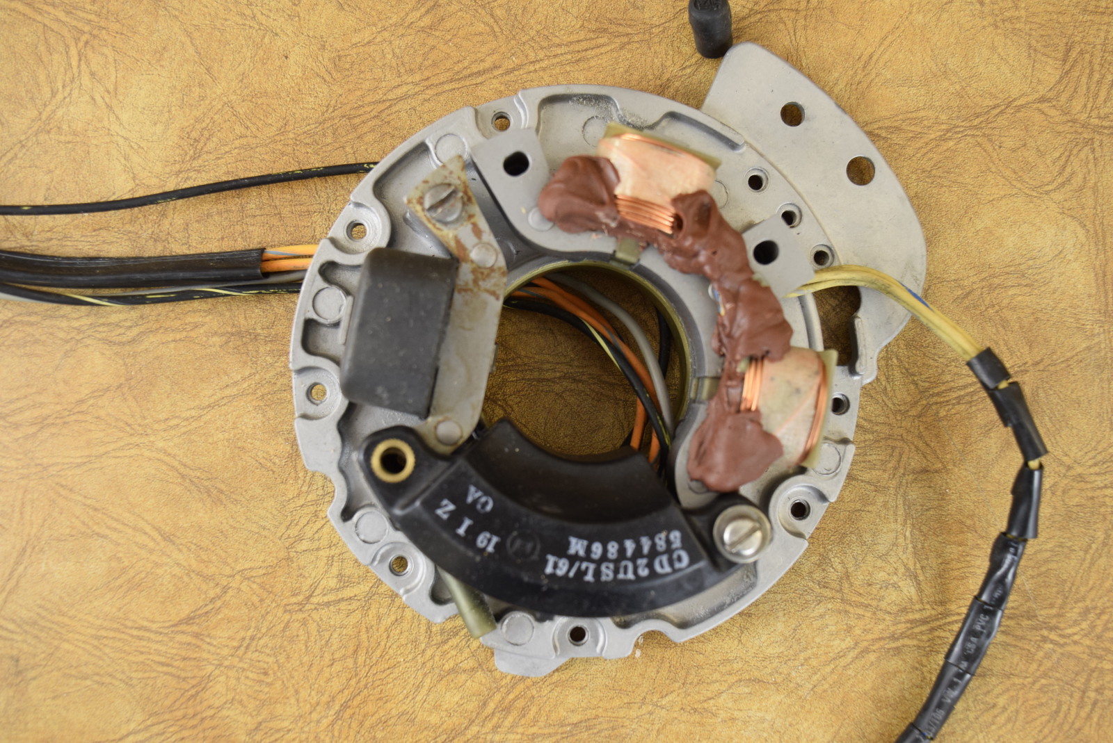 Johnson Evinrude Stator 583984 583650 584331 584341 198993 8 55 HP