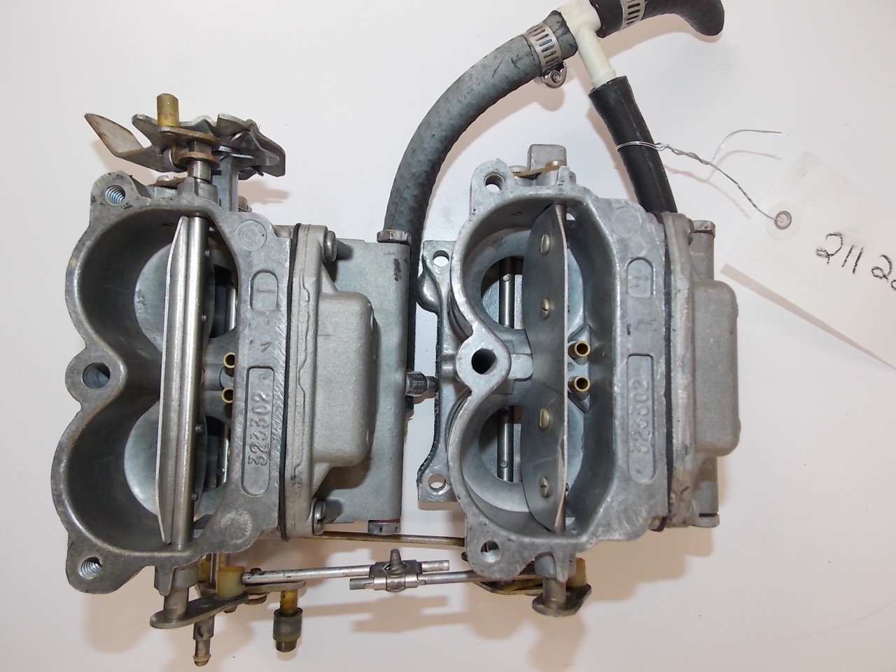 Johnson Evinrude Carburetor Assembly 1978 85 HP 388860 388861 85HP