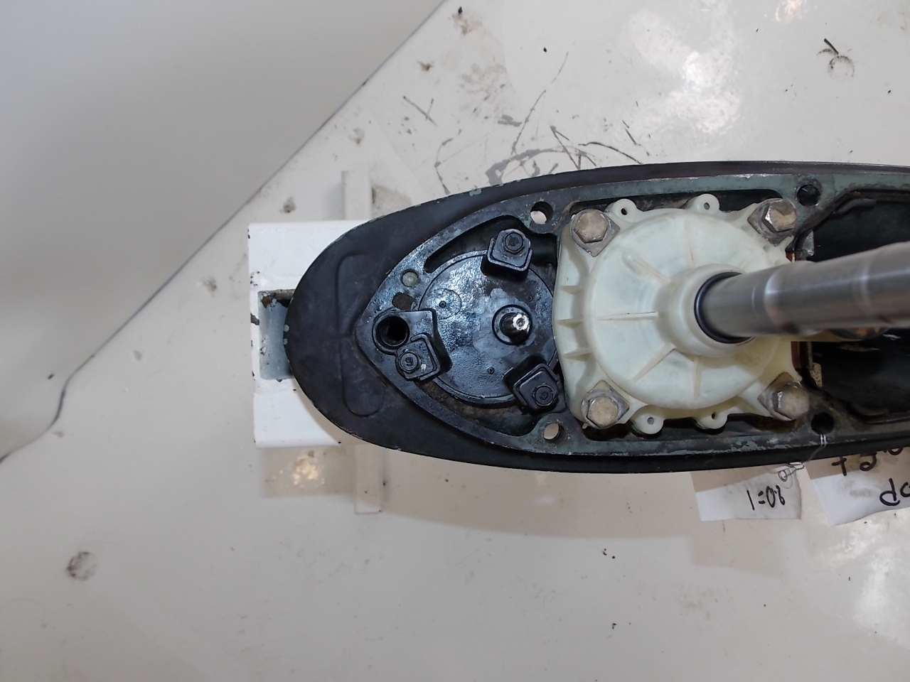 1 YEAR WTY! 20032006 Mercury & Mariner Lower Unit 888680T06 4Stroke