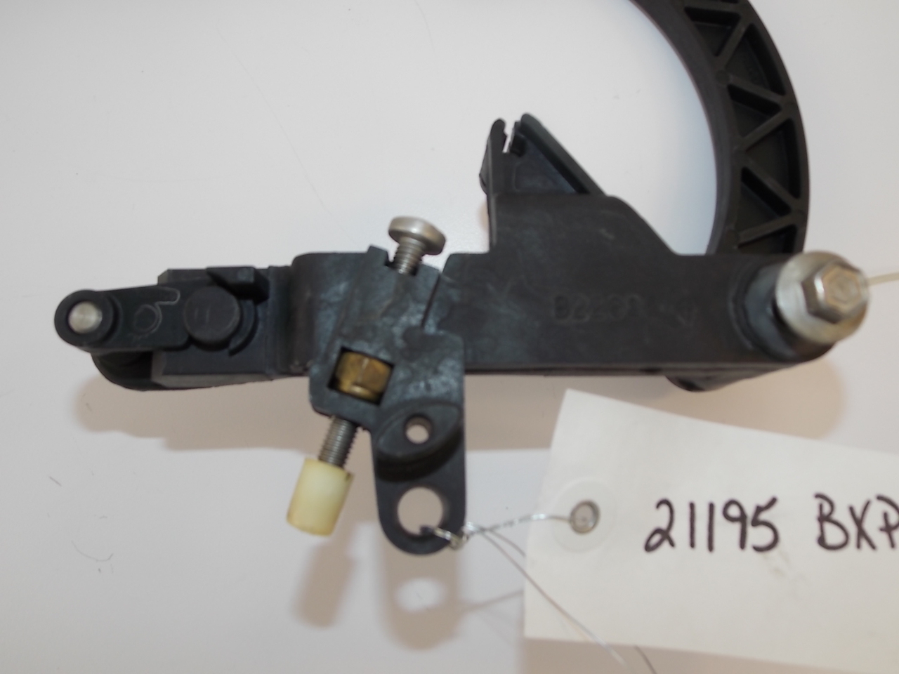 Mercury & Mariner Throttle Lever & Linkage 19992006 30 60 HP 4