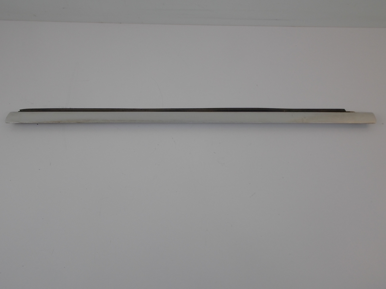 Bayliner Ciera Sunbridge Windshield Lower Frame Rail Trim Southcentral Outboards