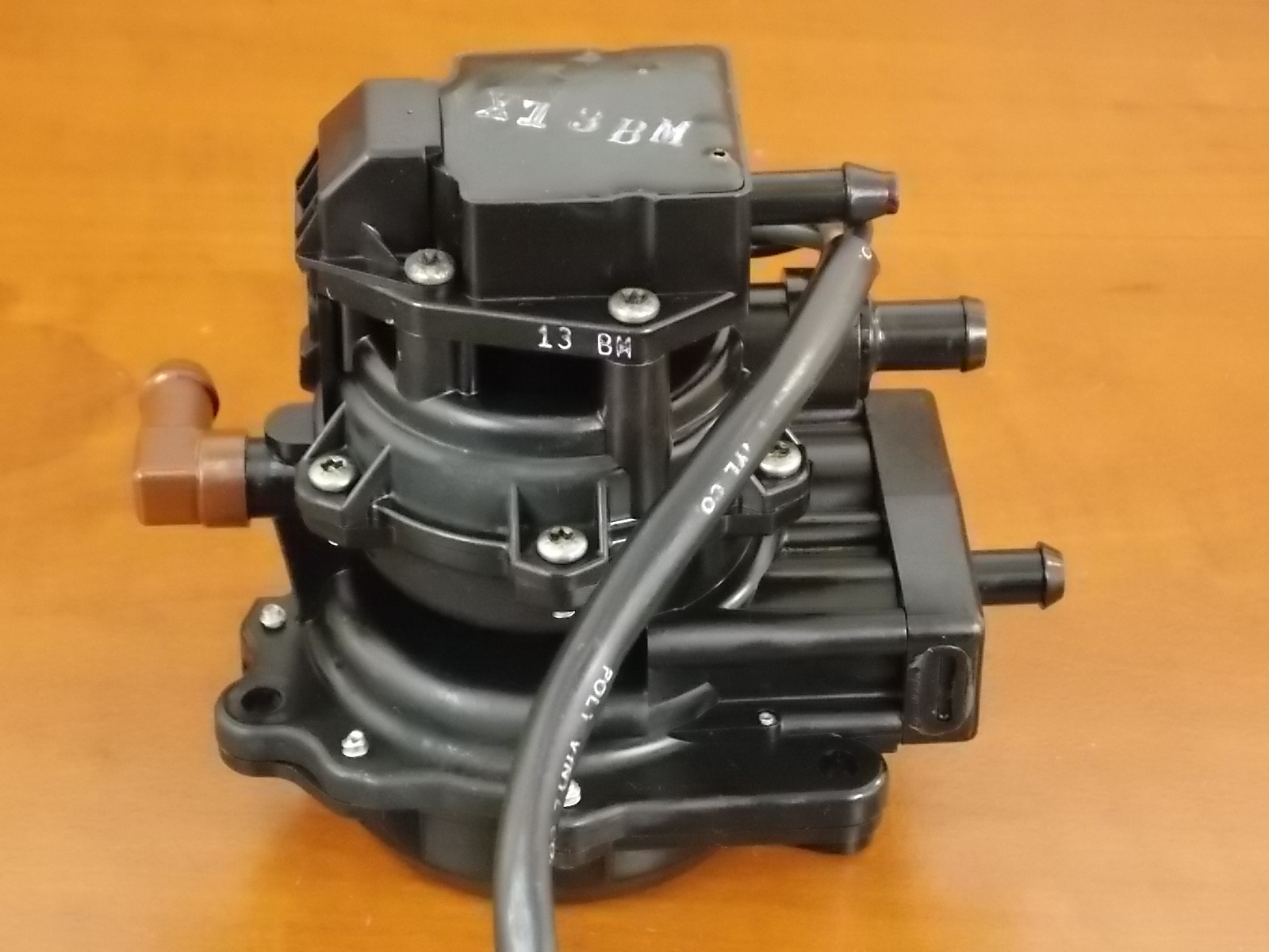 Rebuilt Johnson Evinrude 3 Wire VRO Pump 198690 60225 HP 174304