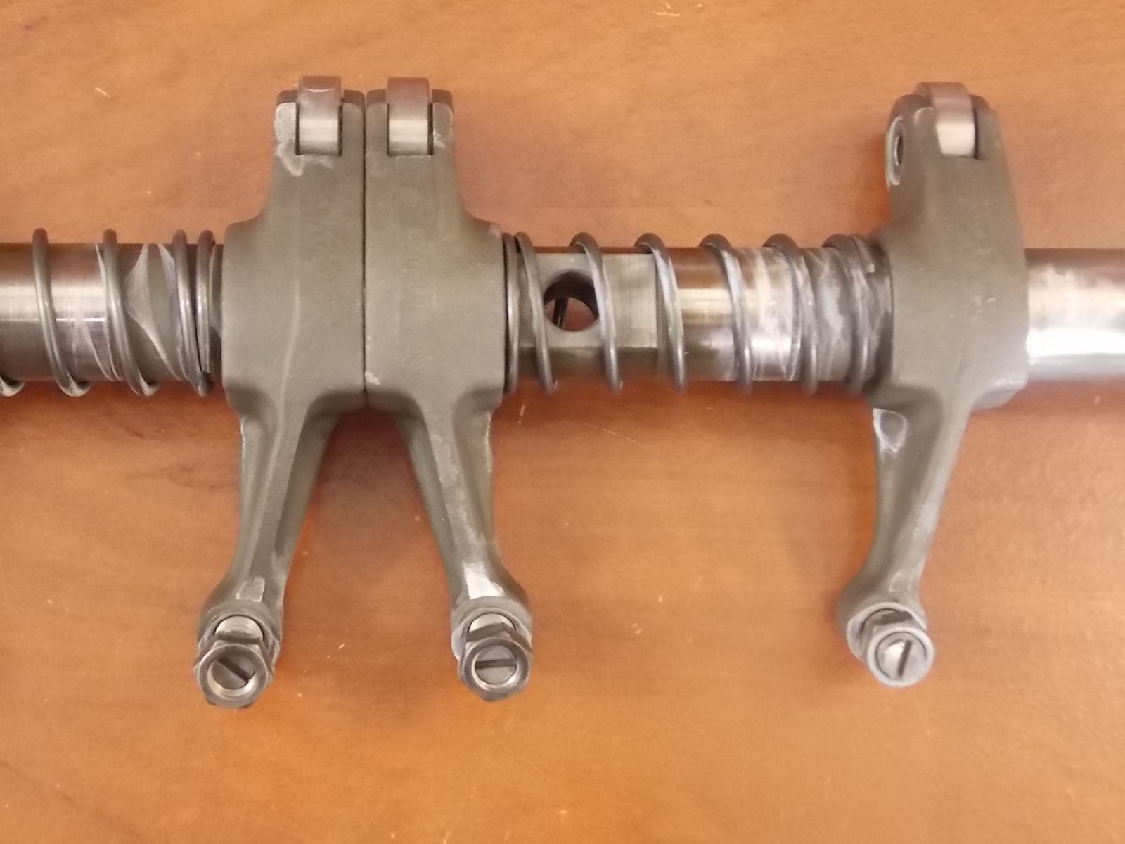 Honda Rocker Arms and Shaft w/ Springs 2002 2005 200 & 225 HP 1432