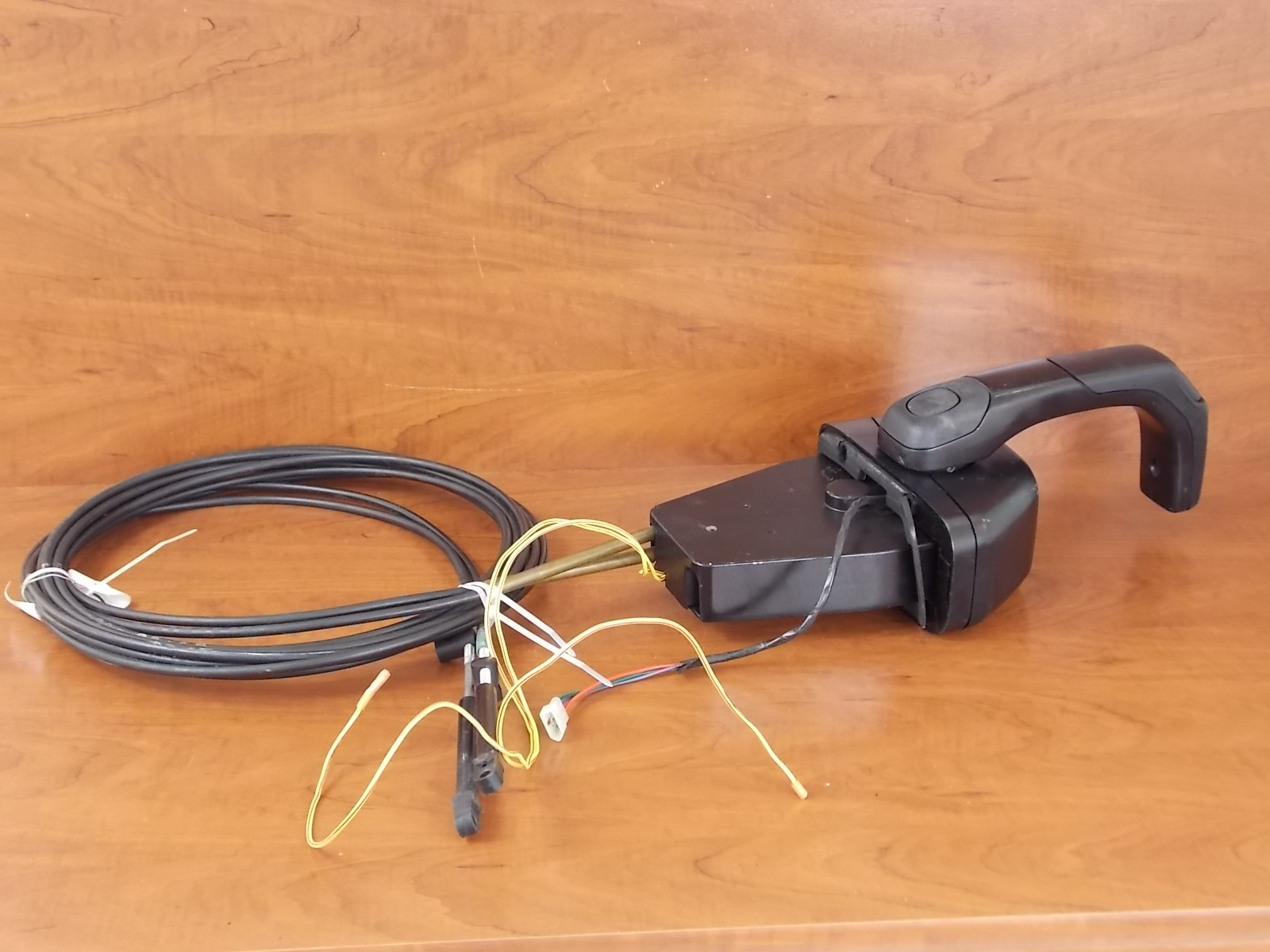 Quicksilver Mercury Binnacle Mount Control Box Trim Switch 17' Cables