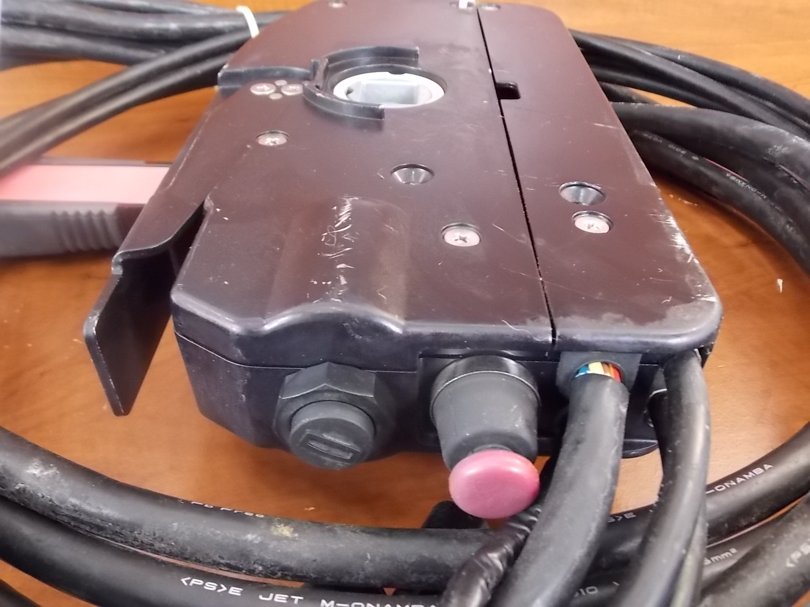 Tohatsu Nissan Side Mount Control Box with 9 Ft Cables & Trim Switch No