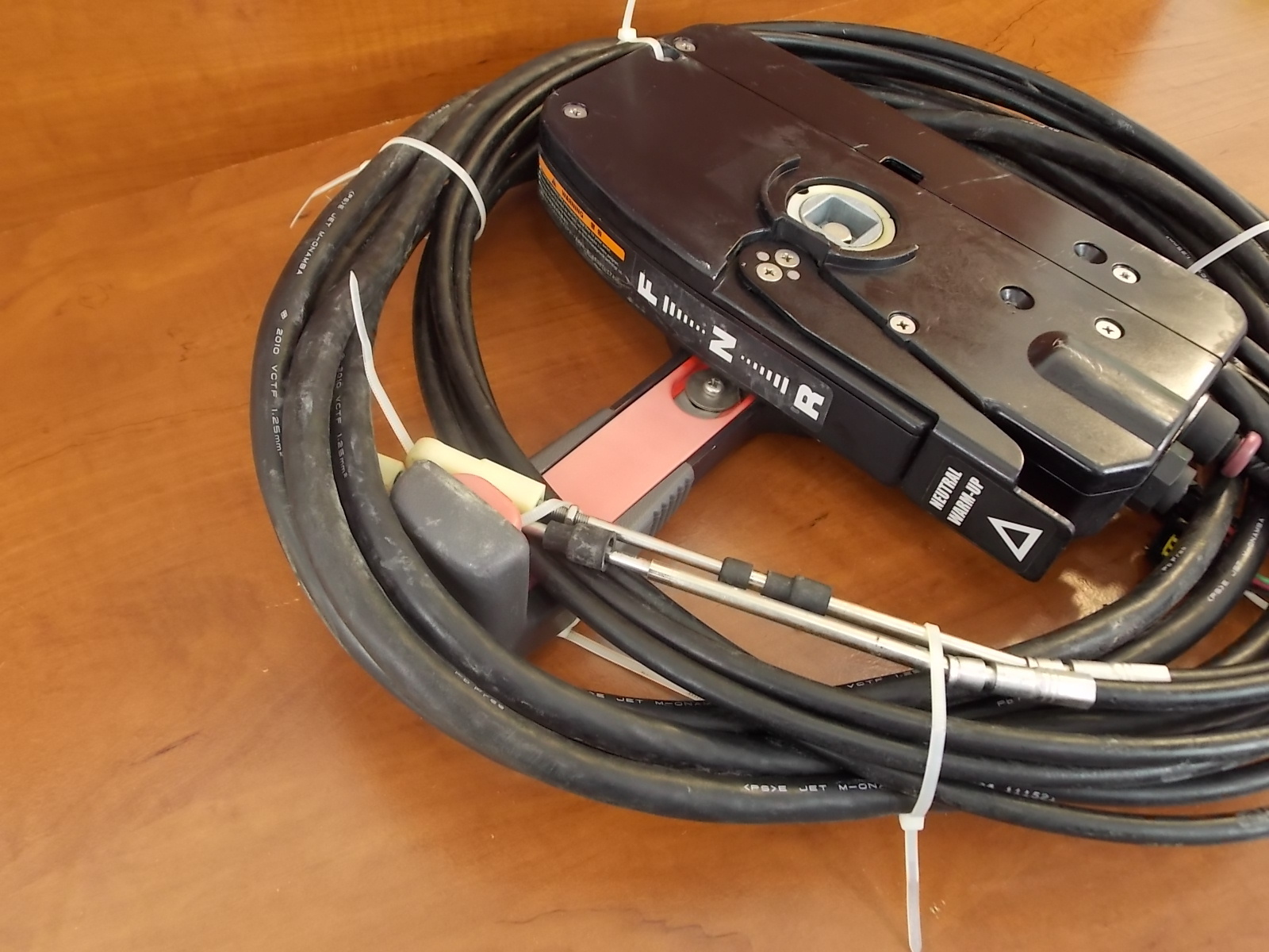 Tohatsu Nissan Side Mount Control Box with 9 Ft Cables & Trim Switch No