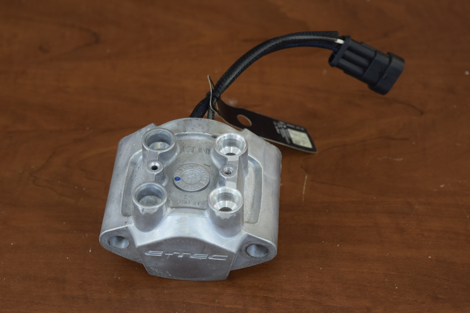 Evinrude Etec Fuel Injector 5008503 eBay