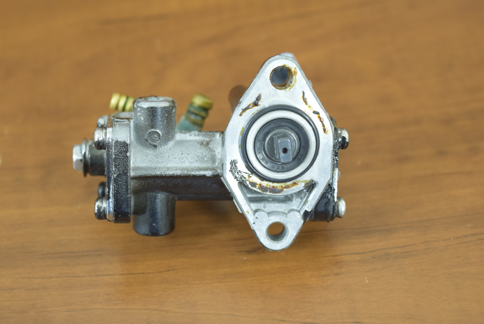 Mercury & Mariner Oil Injection Pump & Gear 44345T 430204 199406 100 115 125 HP