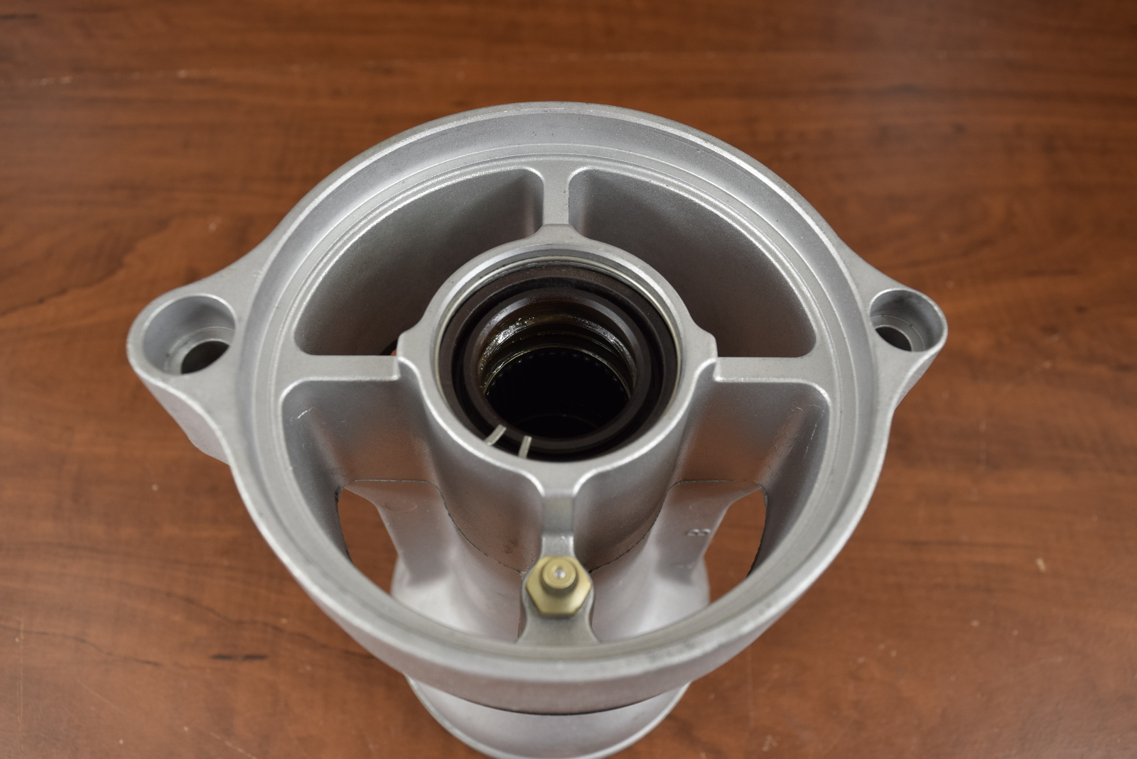 Yamaha Bearing Carrier Housing 60X453320094 C F1 60X00 2003 & Up