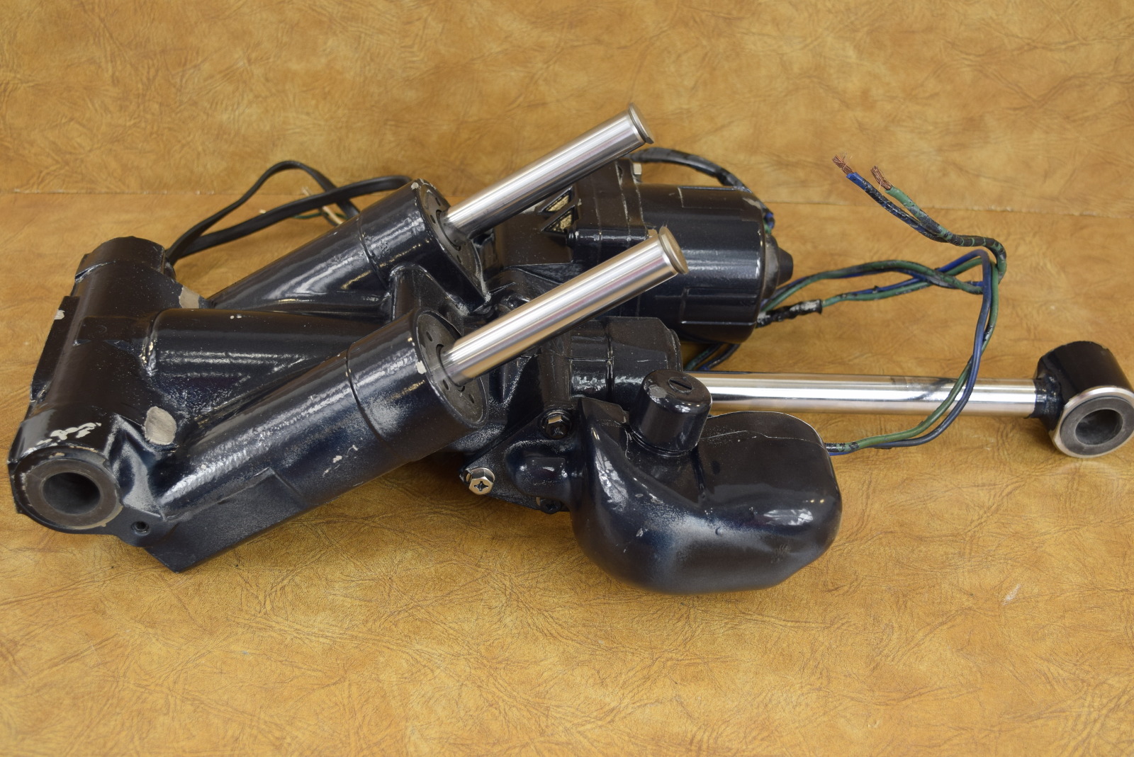 Johnson Evinrude Hydraulic Fastrac Power Tilt Trim 1993 & Up 60300 HP