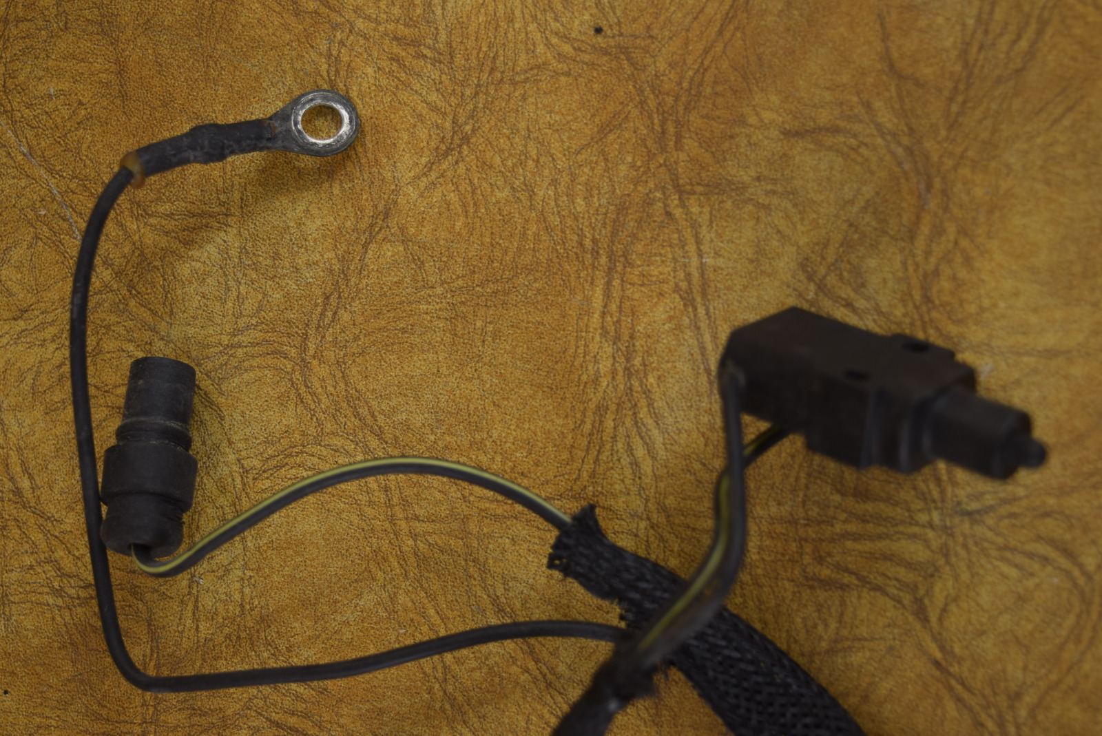 Johnson Evinrude Stop Kill Switch 379638 19681976 9 16 18 20 25 33 35