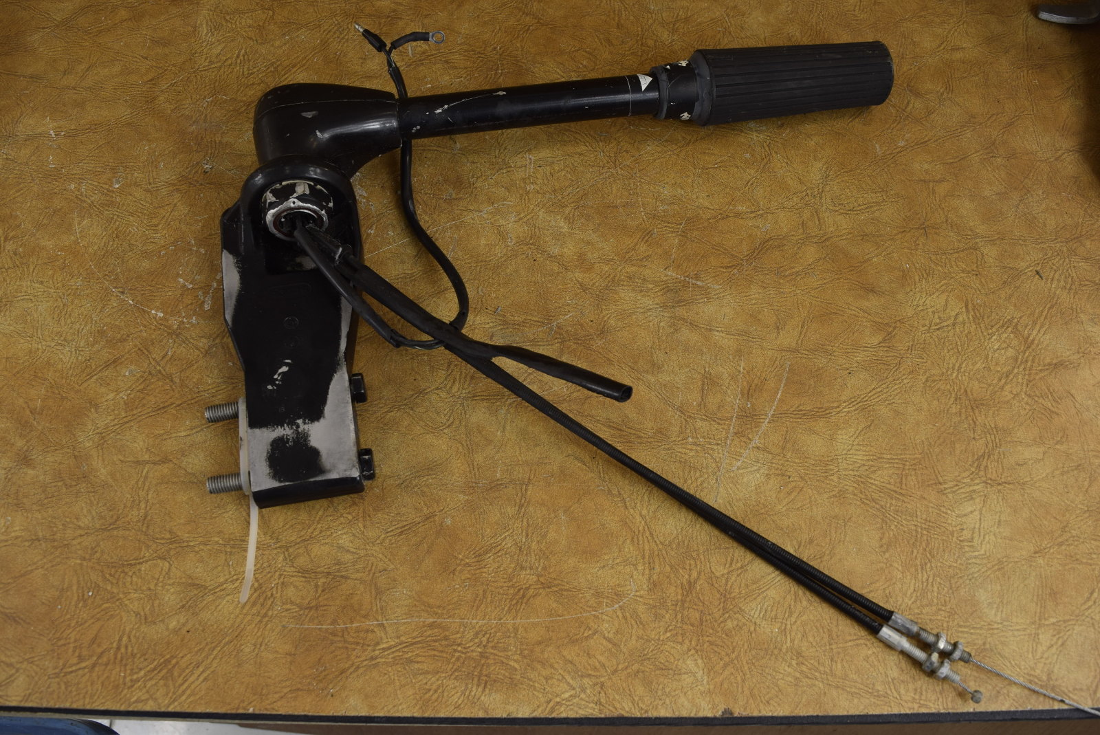 Mercury & Mariner Tiller Handle & Bracket 99333A2 43447A4 19841994 18