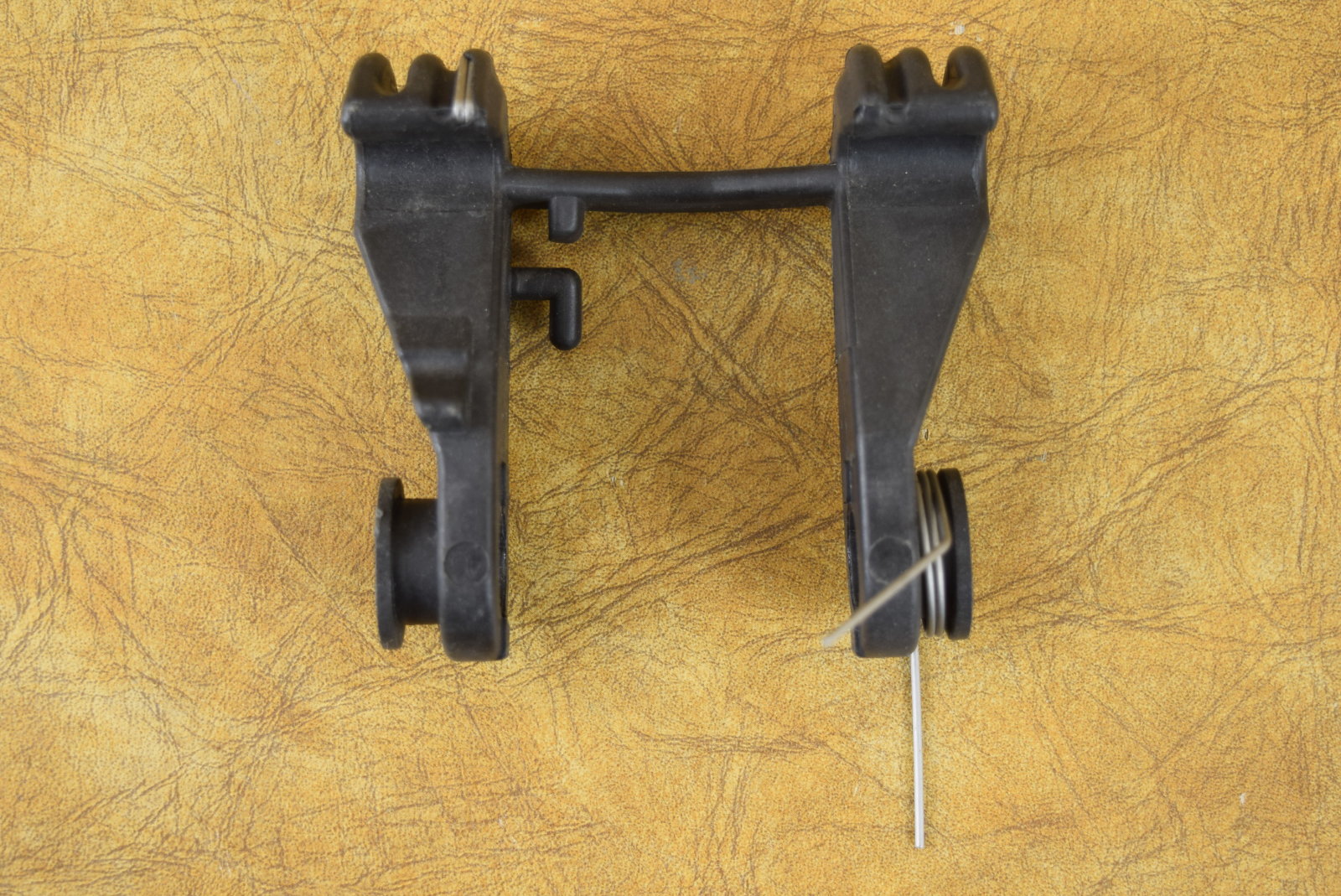 Mercury Reverse Lock Assembly 98830A4 96018 9.9 13.5 15 20 25 19982006