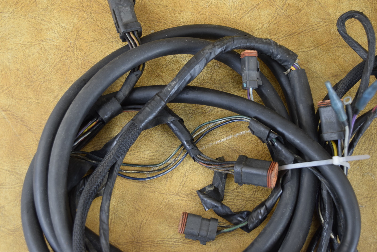 Johnson Evinrude OMC Engine Cable Wiring Harness 14' 0585015 199605 40