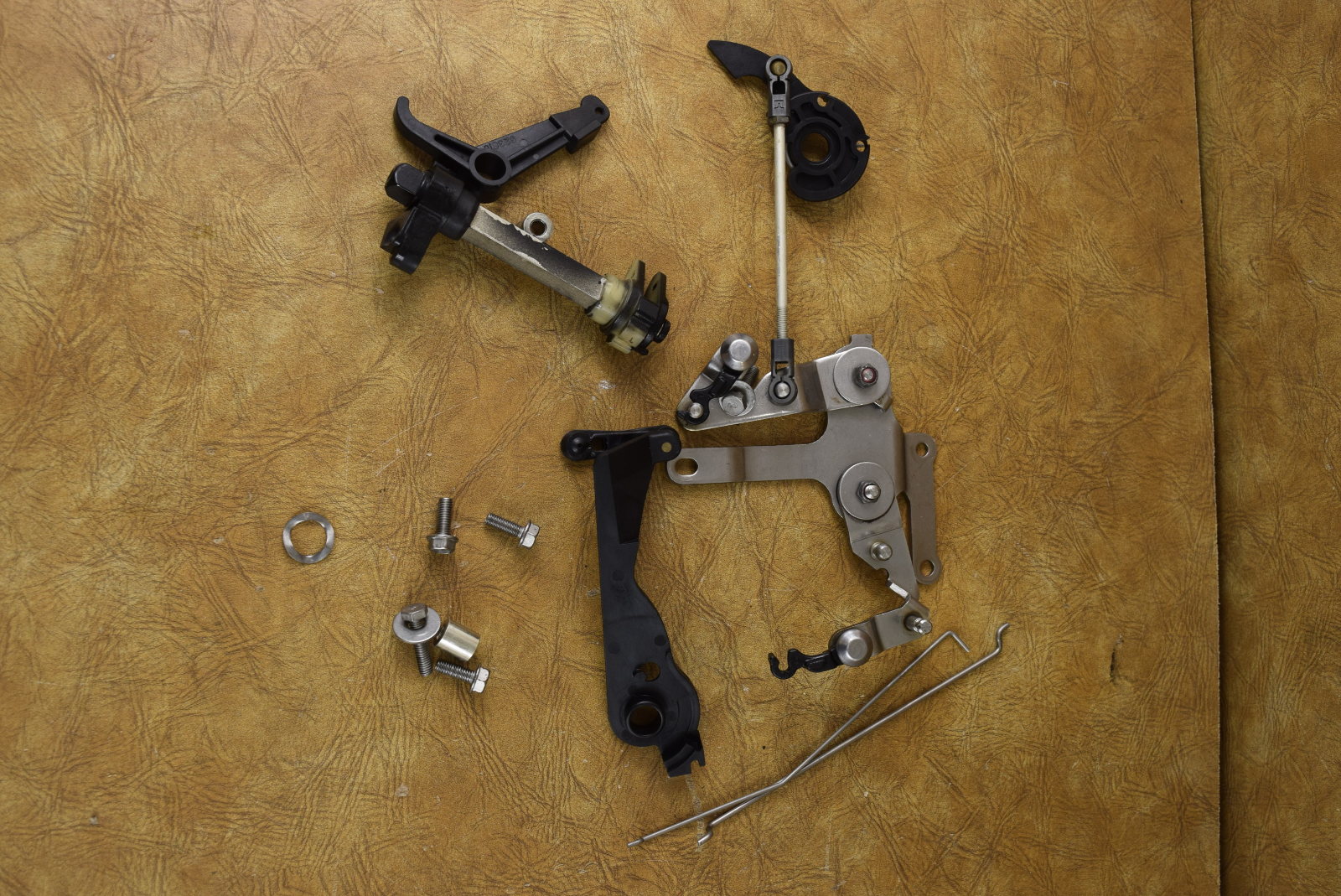 Mercury Shift Throttle & Remote Control Linkage 828986 19941998 30 40