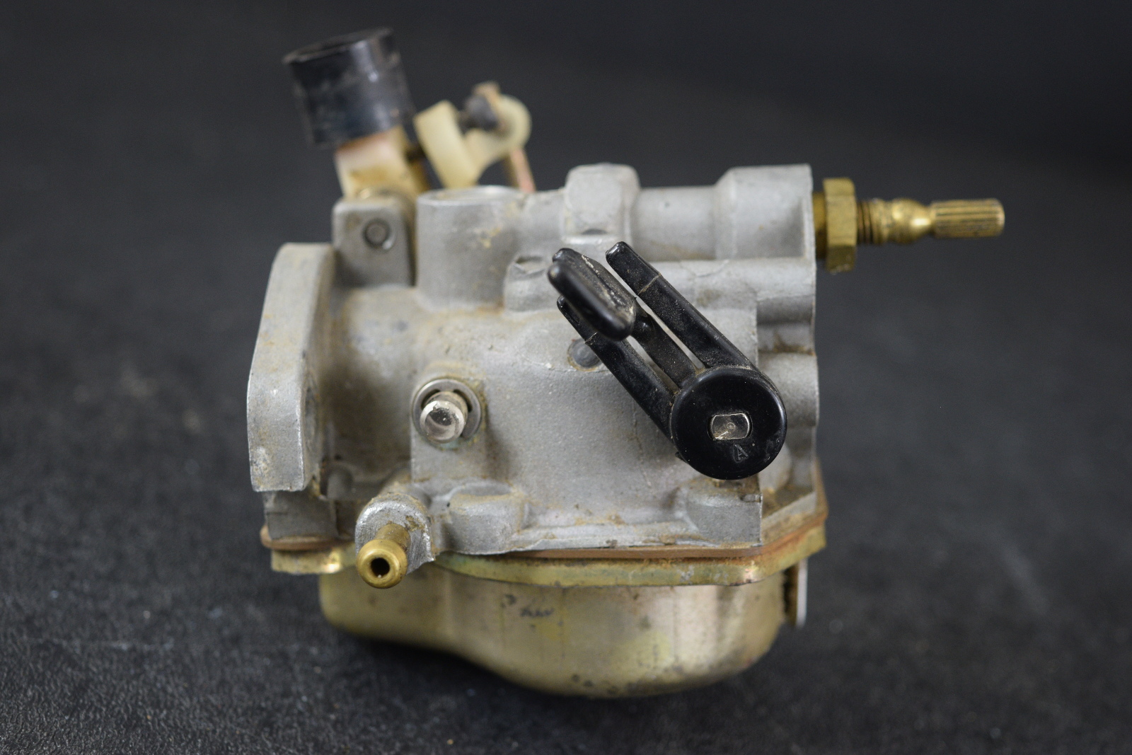 REFURBISHED! 19801983 Johnson Evinrude Carburetor 391517 C 326852 4.5