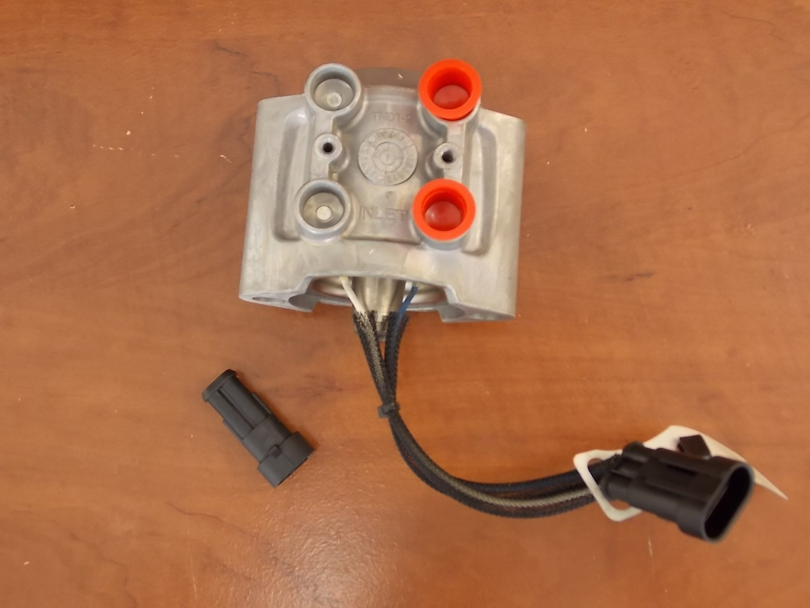 BRP Evinrude ETEC Fuel Port Injector 5007585 5007764 20082012 & Up 115