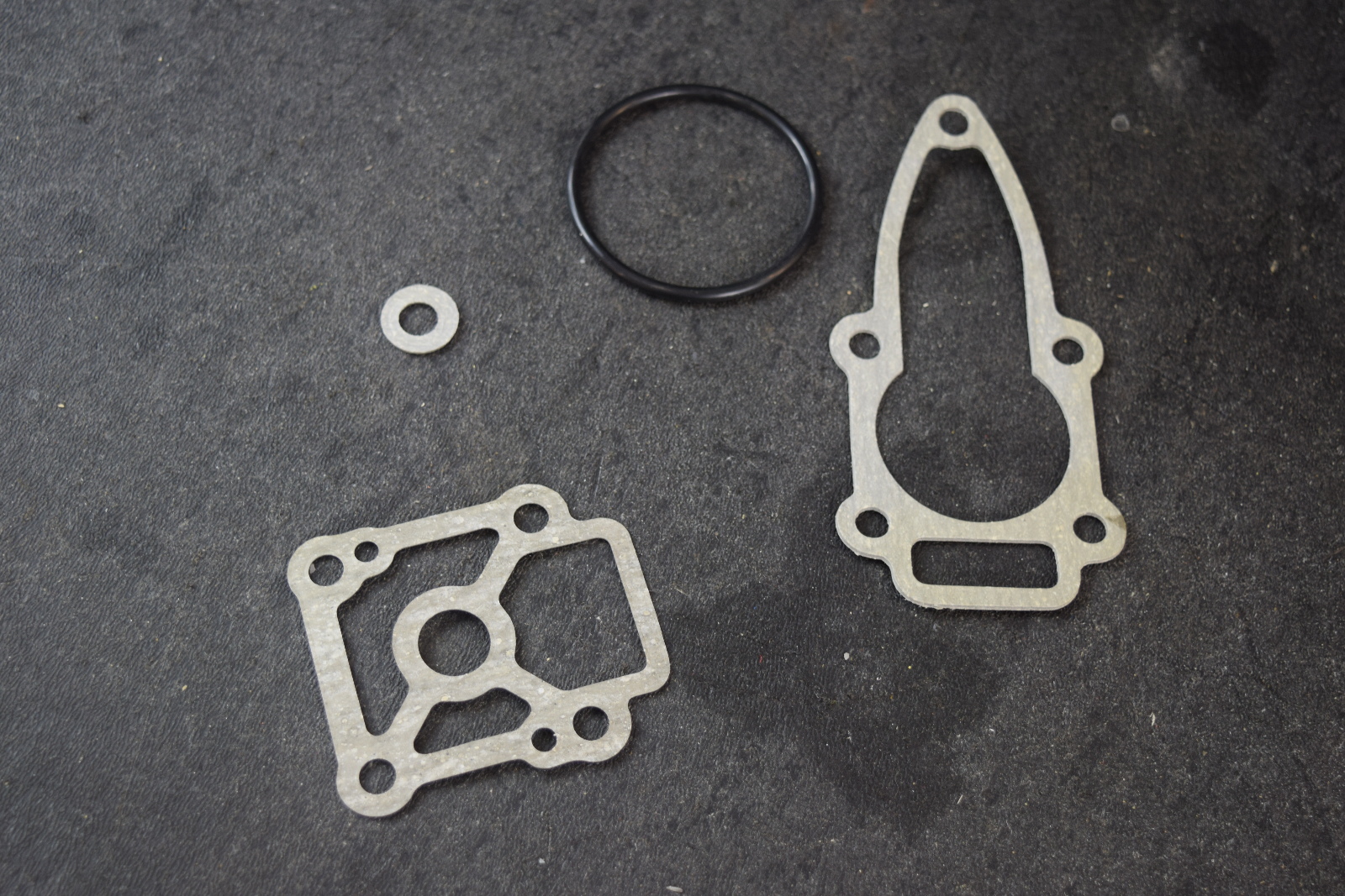 New Old Stock! Nissan Tohatsu Lower Unit Gasket Kit 3B2873210M 8 9.8