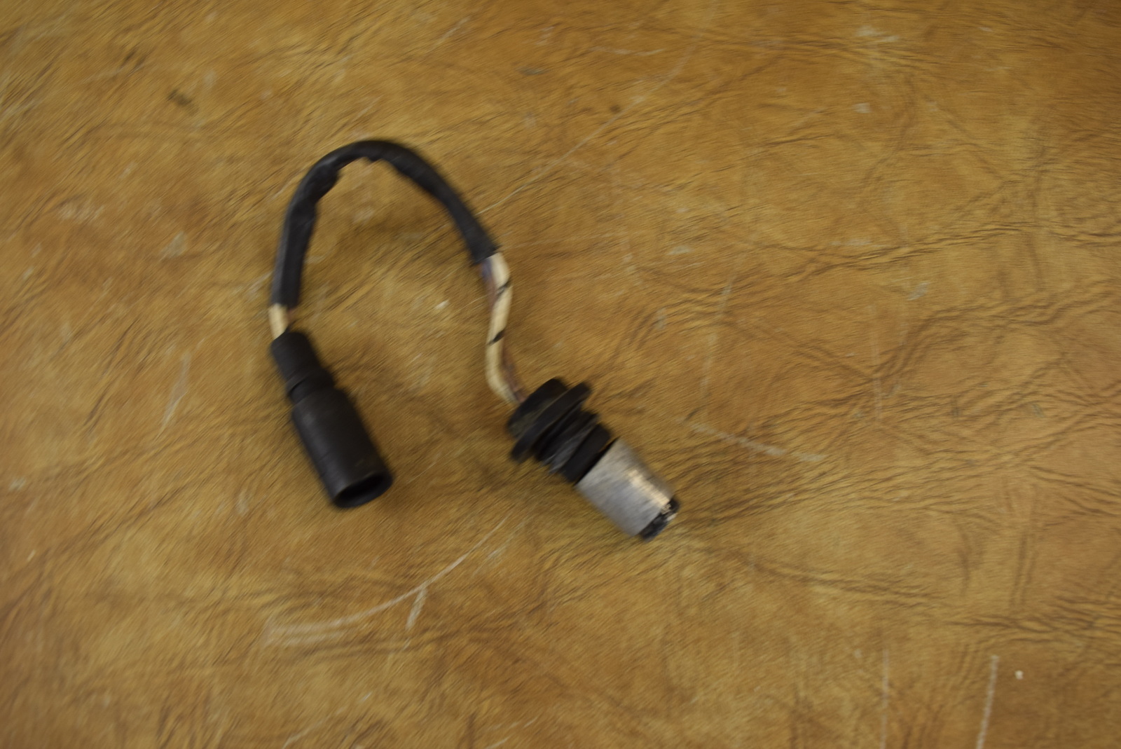 New Johnson Evinrude Temperature Sensor Port 585023 514388 514786