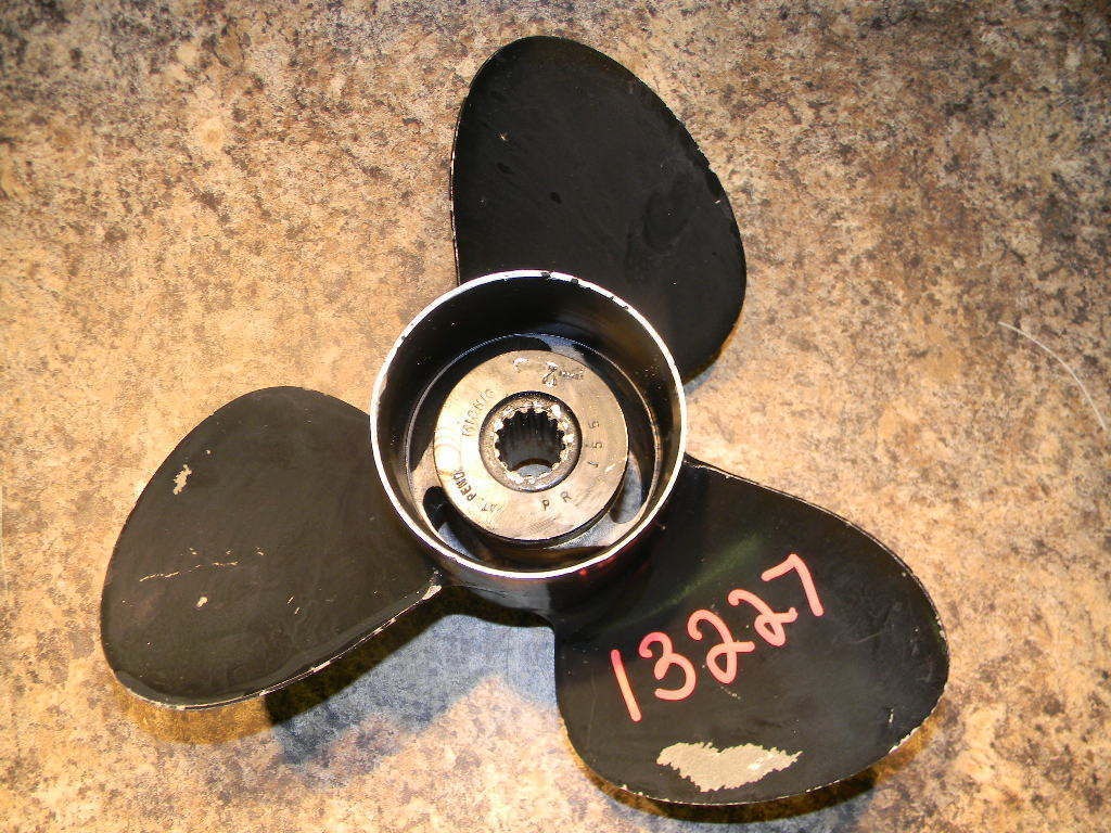 Mercruiser Michigan Wheel Aluminum Propeller 13x15 196263 80 140 HP