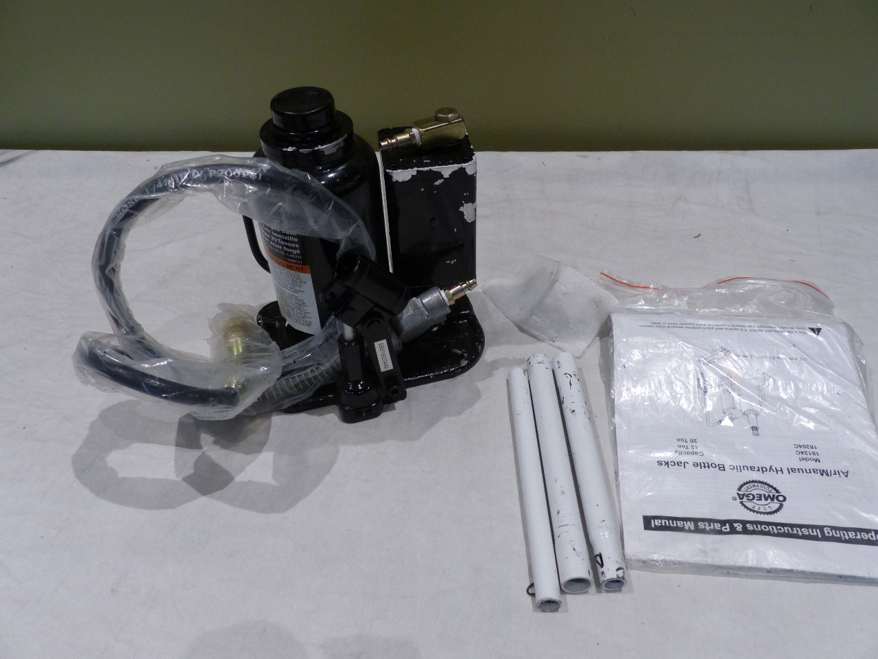 OMEGA 20 TON AIR BOTTLE JACK BASE 18204C eBay