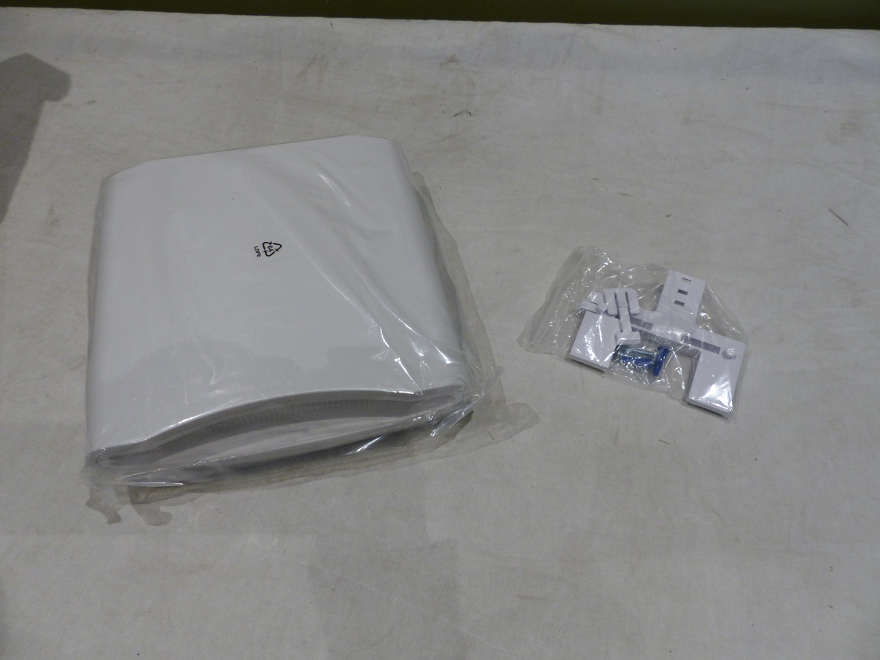 Ruckus Zoneflex R710 Akses Point ruckus wireless zoneflex r710 dual band access point 901 Ruckus Zoneflex R710 Akses Point ruckus wireless zoneflex r710 dual band access point 901