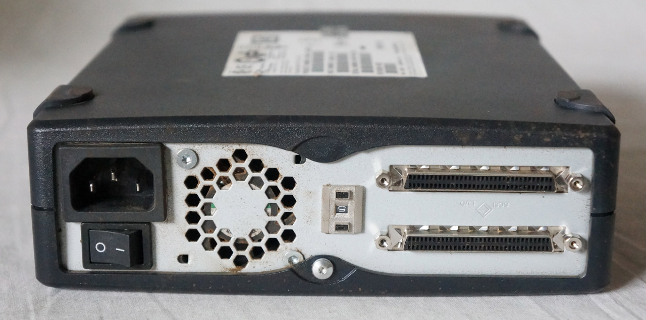 HP 36GB/72 HP STORAGEWORKS DAT 72 USB EXTERNAL DRIVE DW01069201 393485