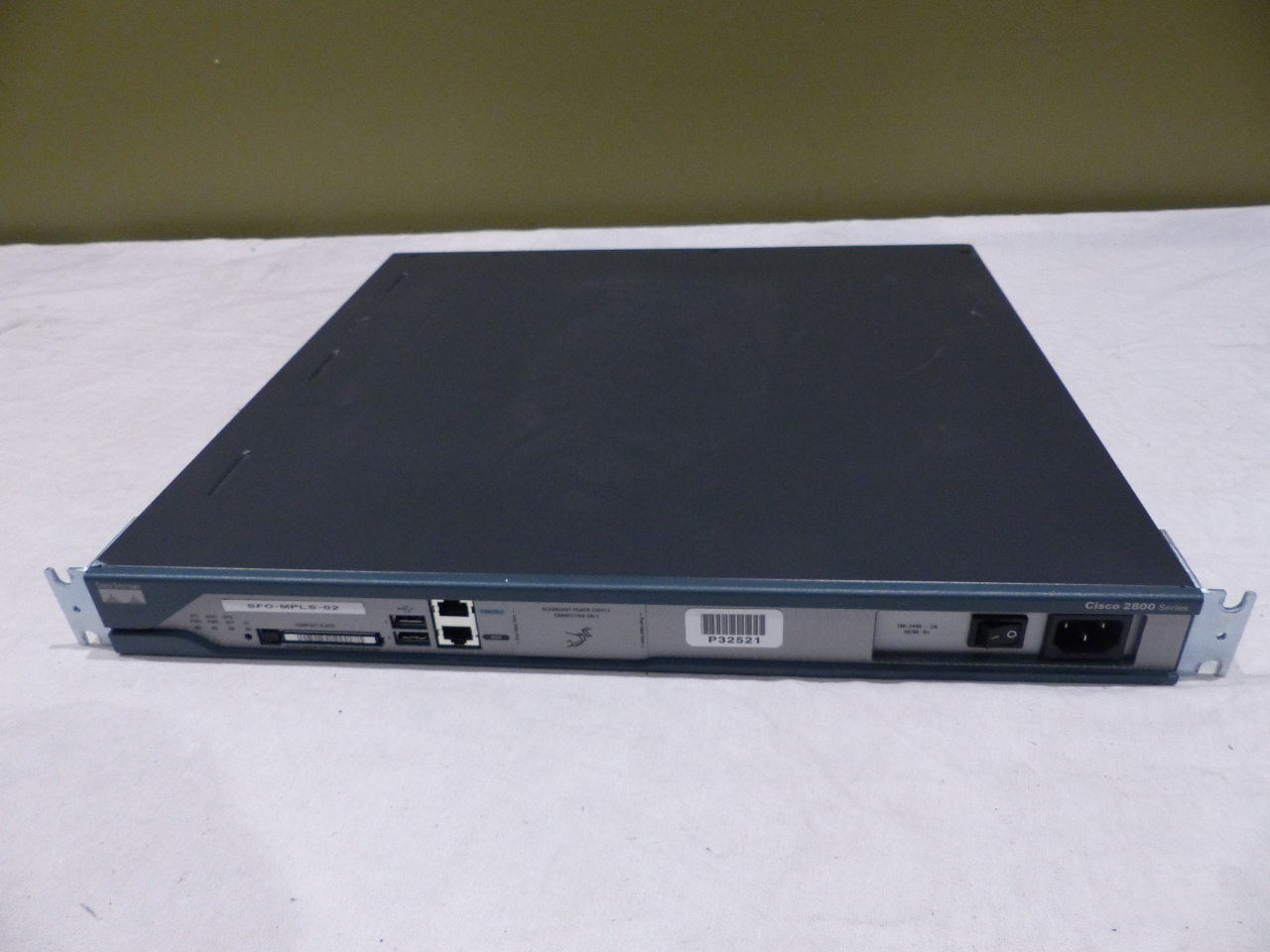 CISCO CISCO2811 MODULAR ROUTER + 2* VWIC22MFTT1/E1 & 1* NMENAM120S